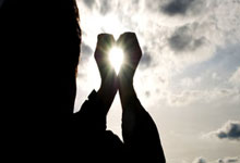 黑白直播网-雷霆万钧！青春风暴横扫休斯顿，俄城新王登基之路再添史诗注脚