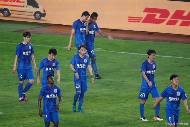 黑白直播网-关于狼队主场表现稳健，坐镇弗兰奇球场取得胜利的信息