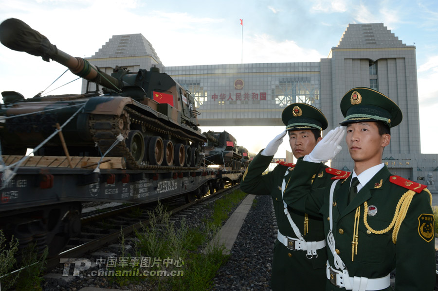 黑白直播-威武之师，首尔FC毫无悬念大胜的简单介绍