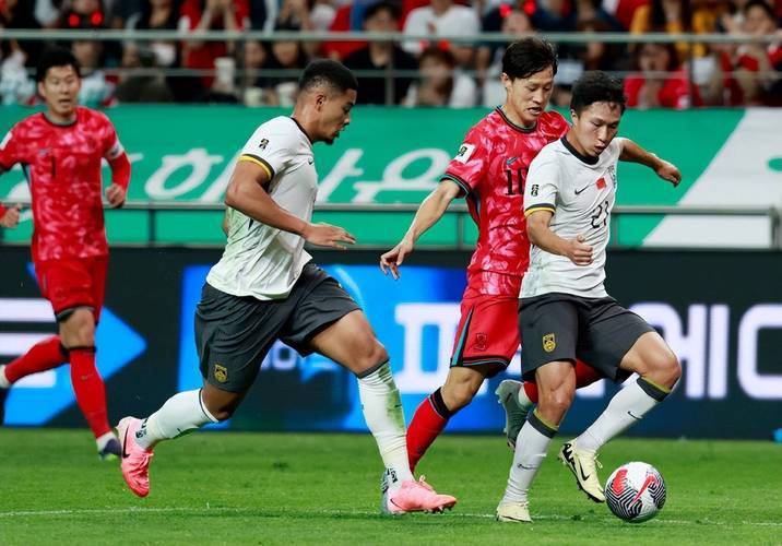 关于国内足球联赛中球队实力悬殊引发讨论的信息 关于国内足球联赛中球队实力悬殊引发讨论的信息