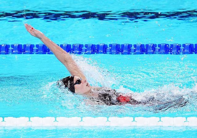 黑白直播-金牌悬念：游泳男子米混合泳决赛即将开始