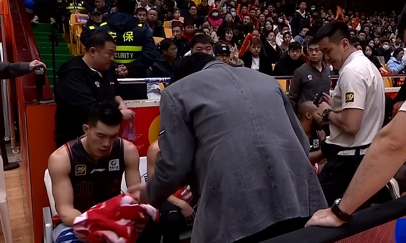 实力悬殊球队对决,打破传统印象的简单介绍 实力悬殊球队对决,打破传统印象的简单介绍