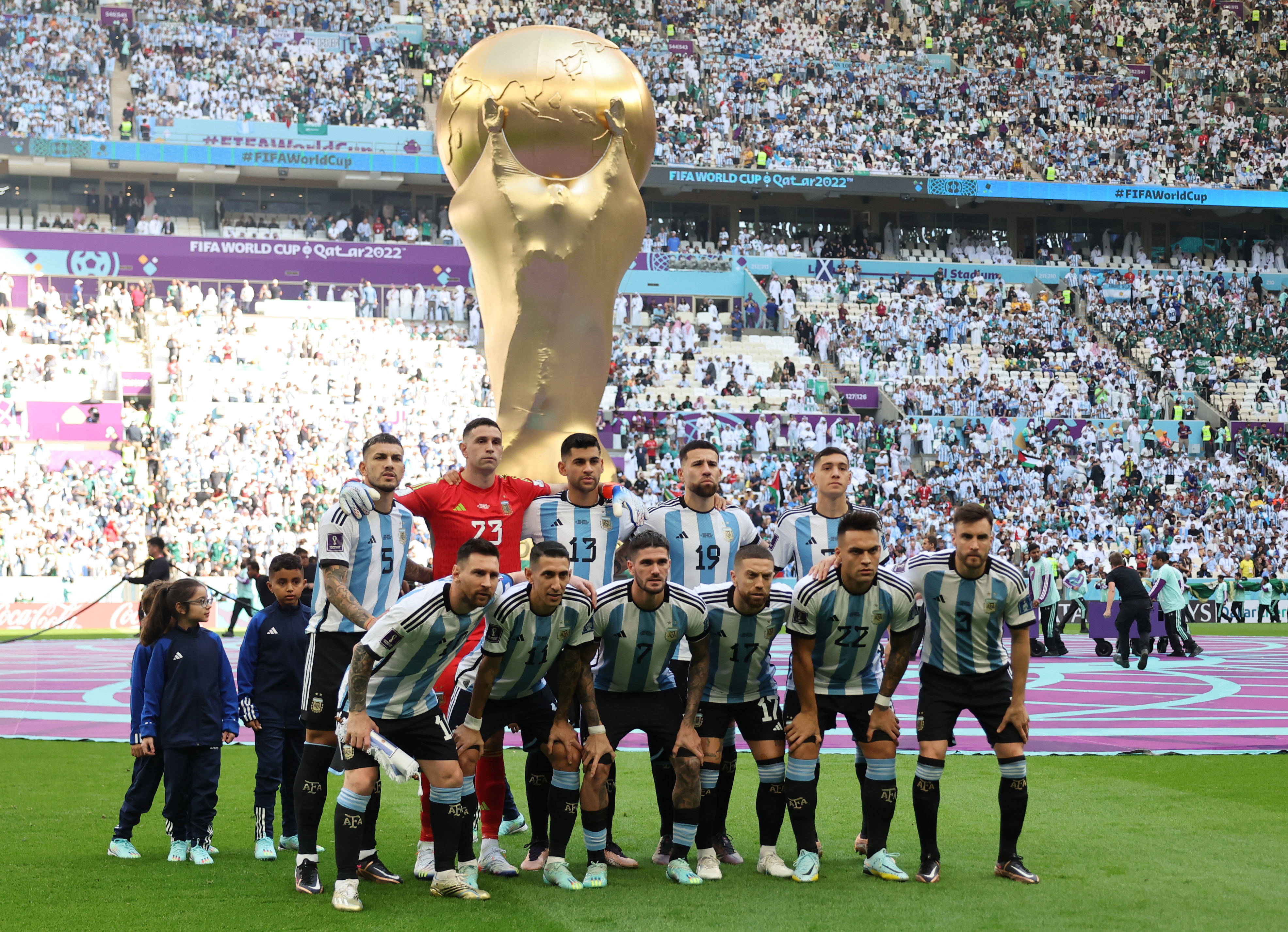 阿根廷国家队在国际赛事中获得胜利 阿根廷国家队在国际赛事中获得胜利