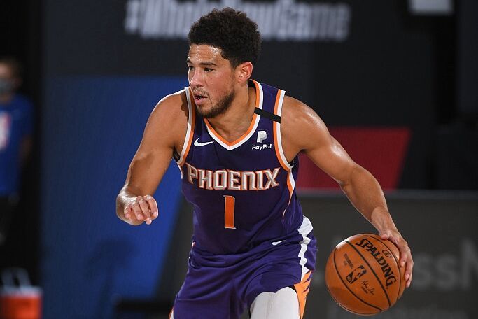 黑白直播网-爵士主场逆转太阳，全面领先