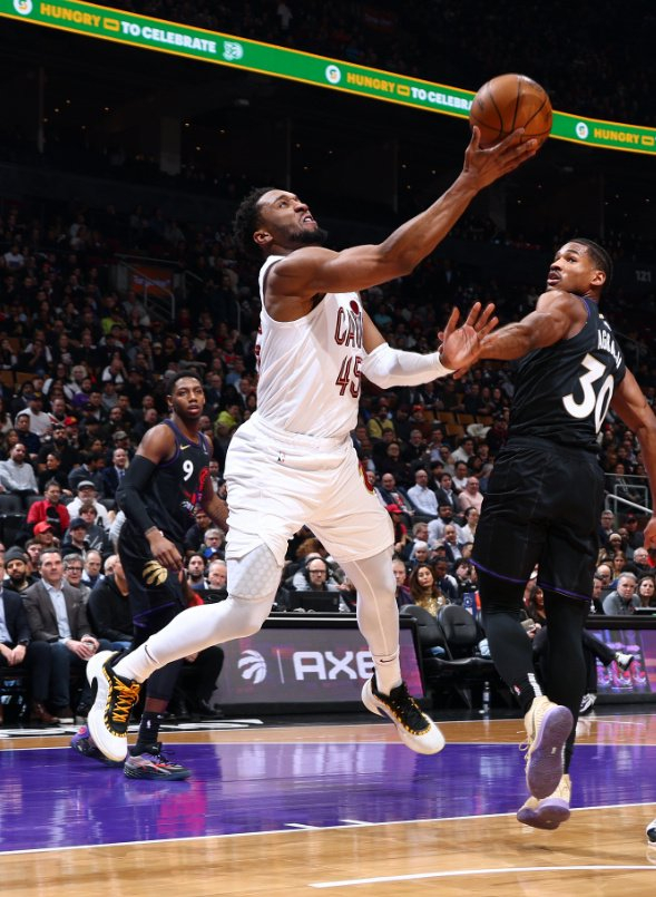 黑白直播nba-猛龙两连胜，击败骑士