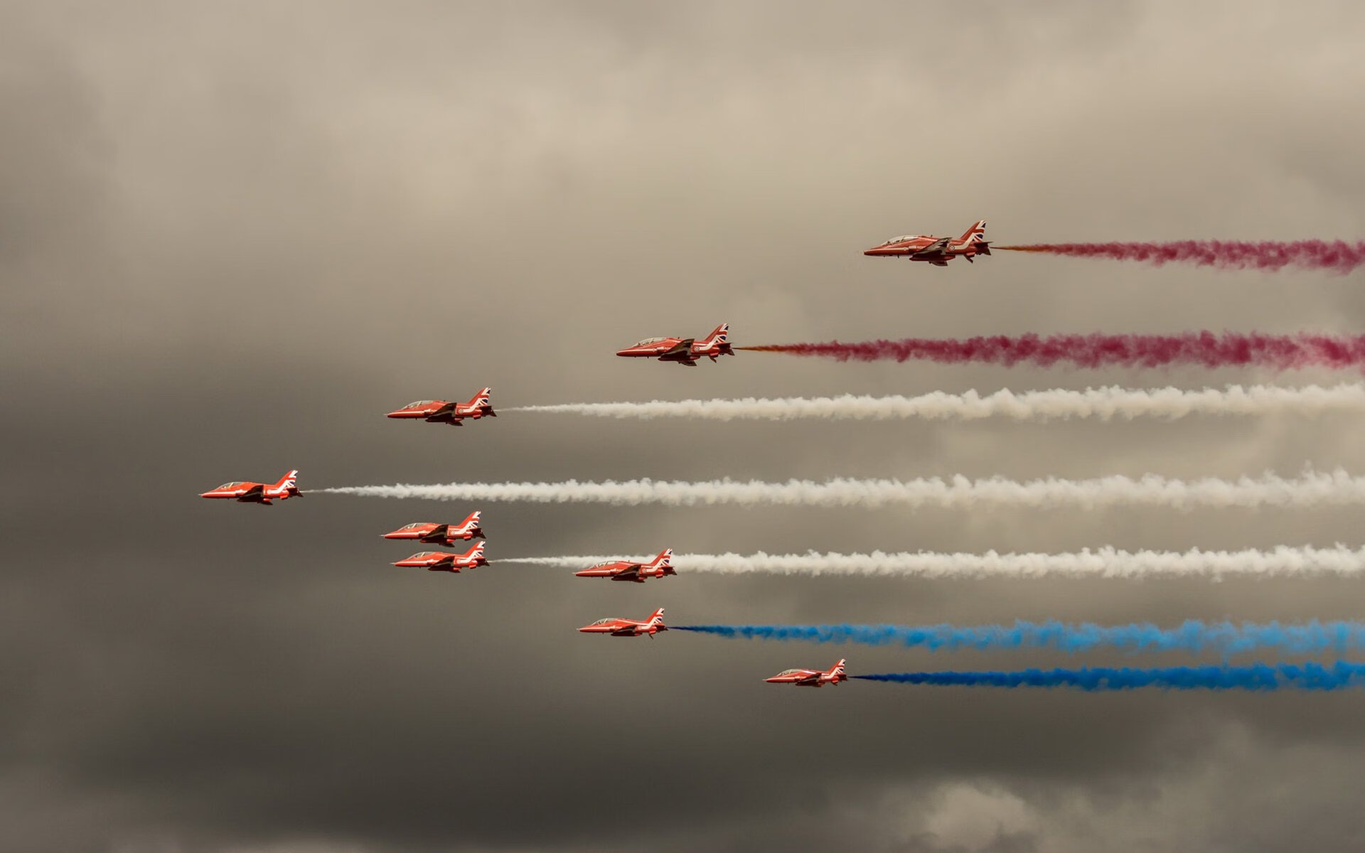 黑白直播网-双星璀璨夜，荷兰压哨绝杀贝蒂斯，奥纳纳东决主宰定乾坤