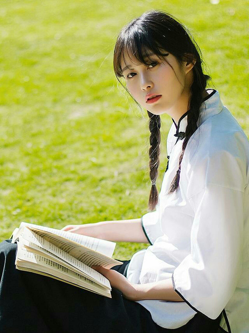 塞维利亚的橘子花，在雨夜绽放—迪巴拉与属于欧联之王的献祭礼