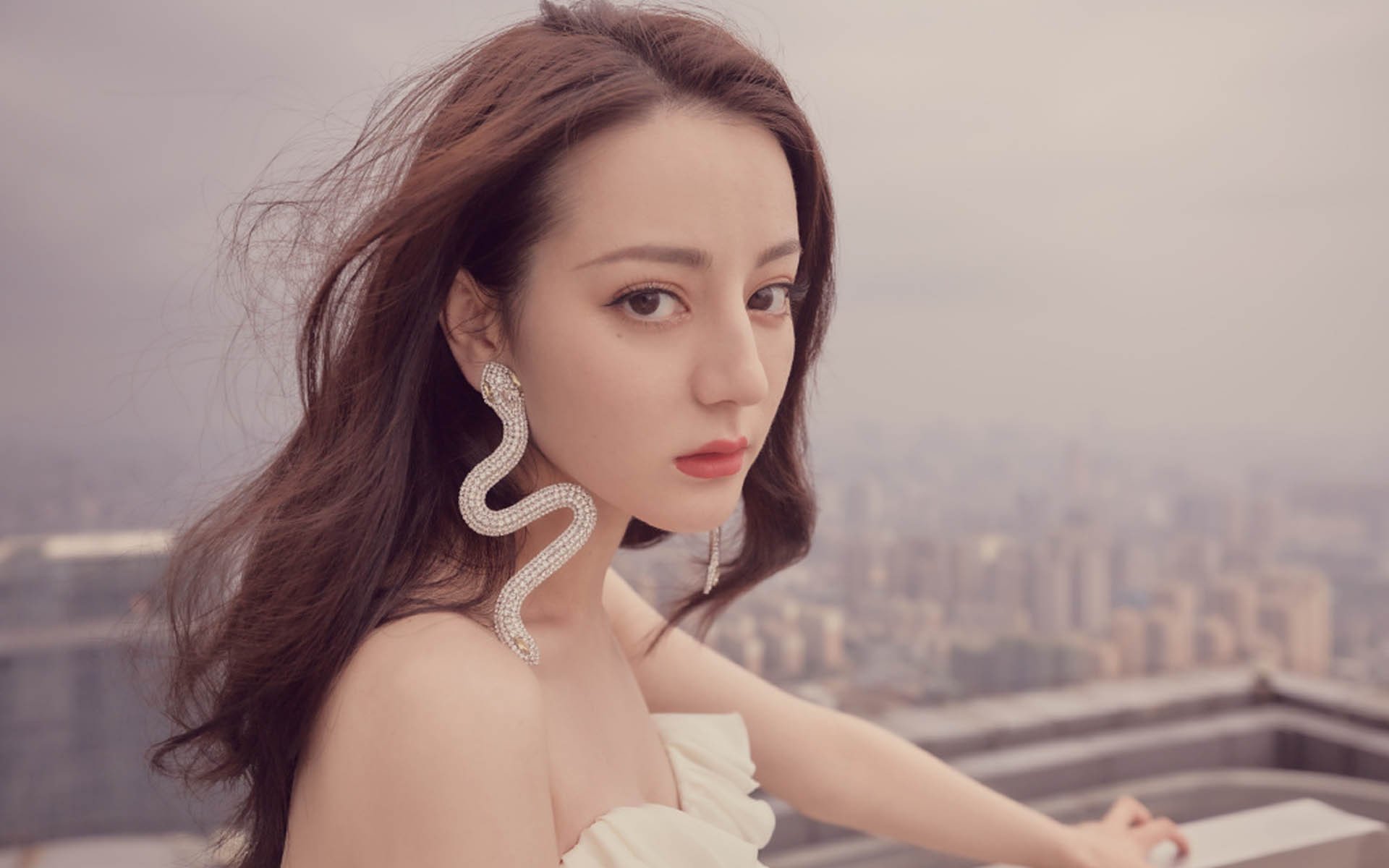 意外点燃NBA总决赛之夜,足球新星努涅斯如何成为全场最佳第六人