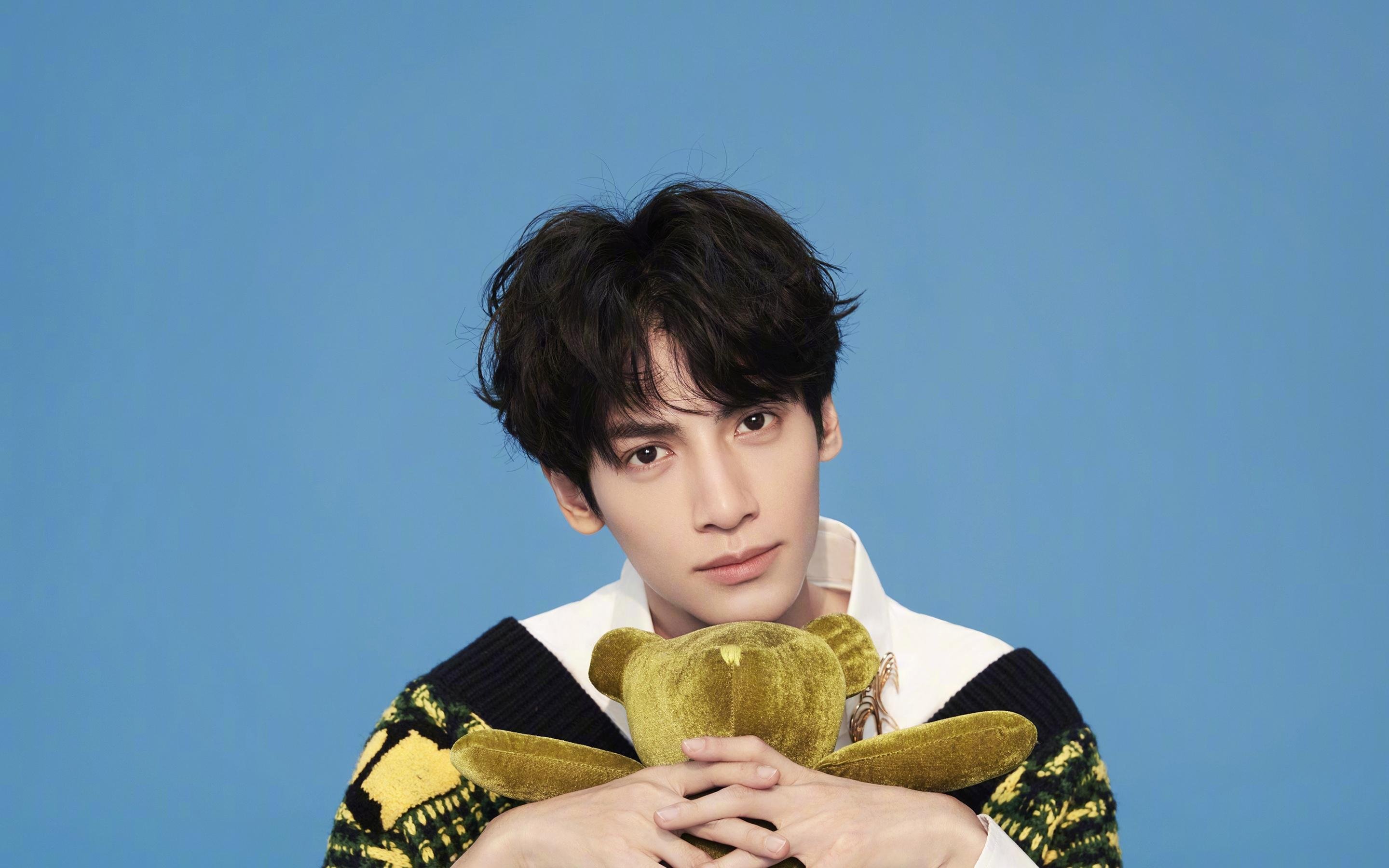 奥斯梅恩关键进球定乾坤，德国连续得分压制拜仁的绿茵风云