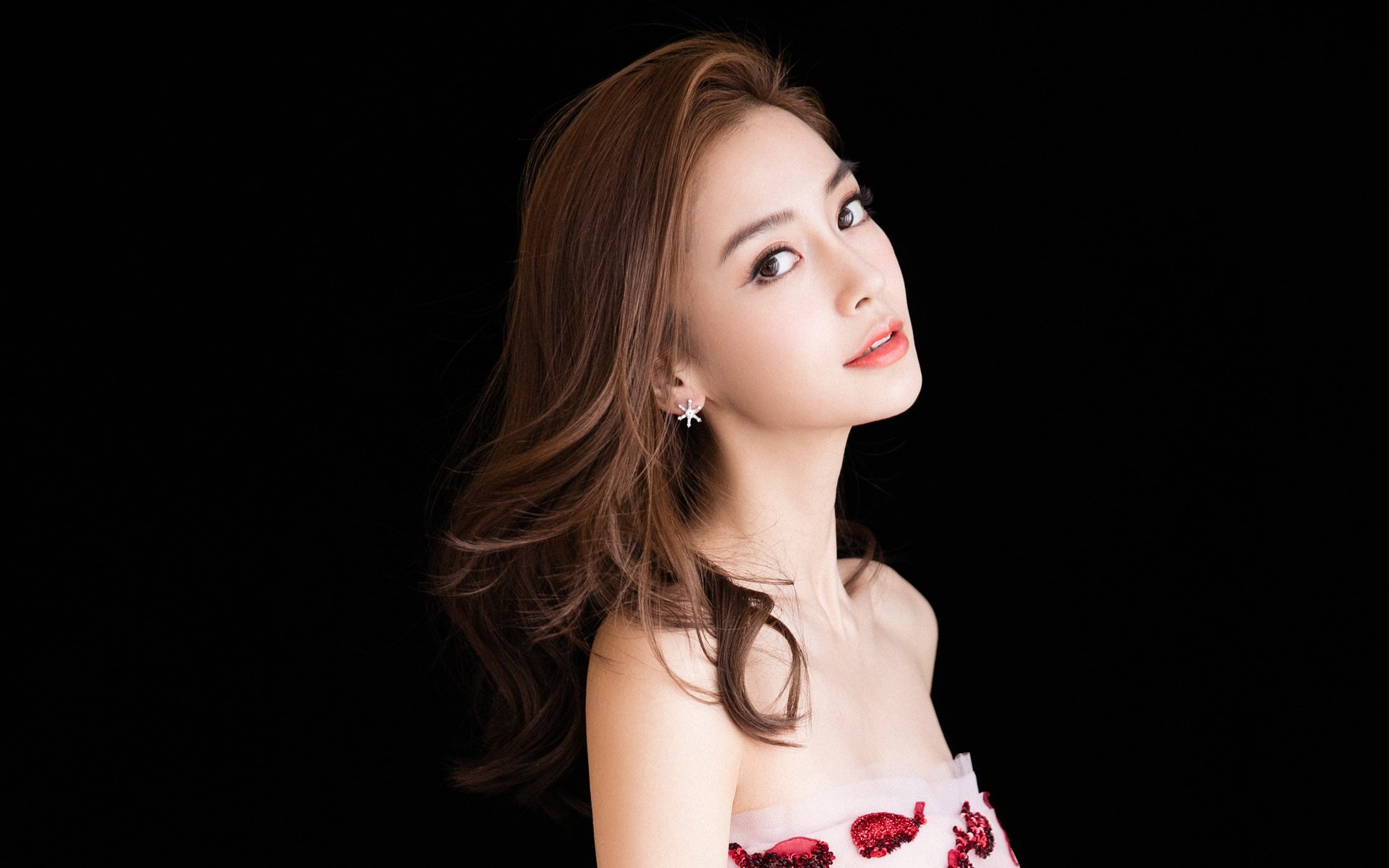 加克波绝杀助南非惊险晋级,威尔士功亏一篑泪洒淘汰赛