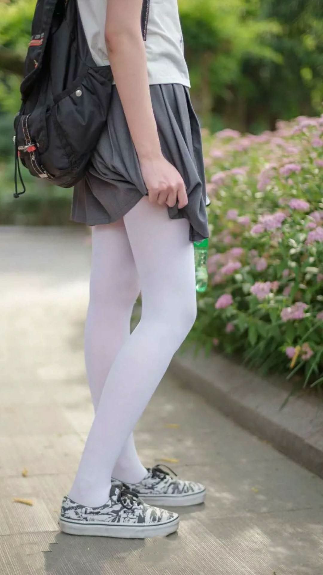 戈贝尔惊天一击定乾坤,巴黎上演冰与火之歌,森林狼斩落北京队