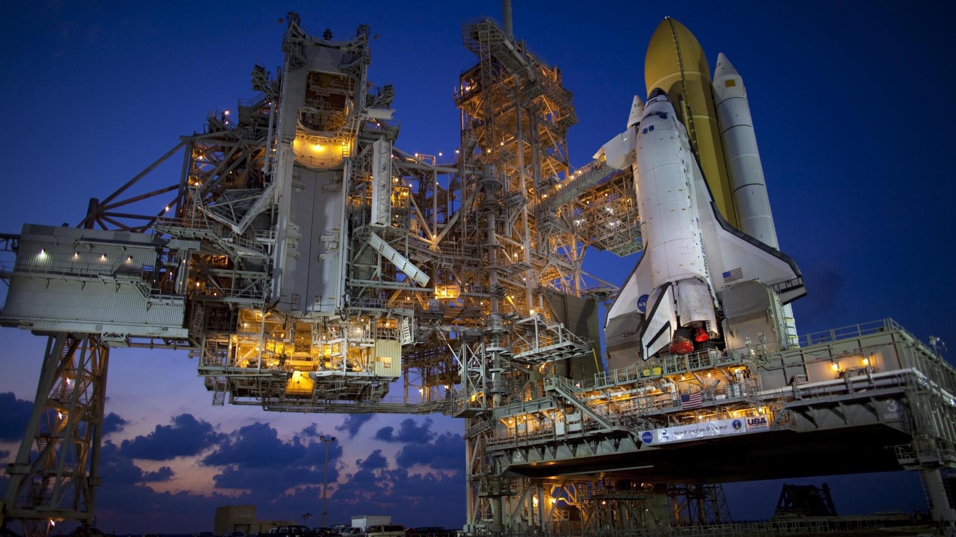 黑白直播nba-西甲国家德比焦点战,公牛队惊险逆转火箭队,激情之夜引爆足球世界