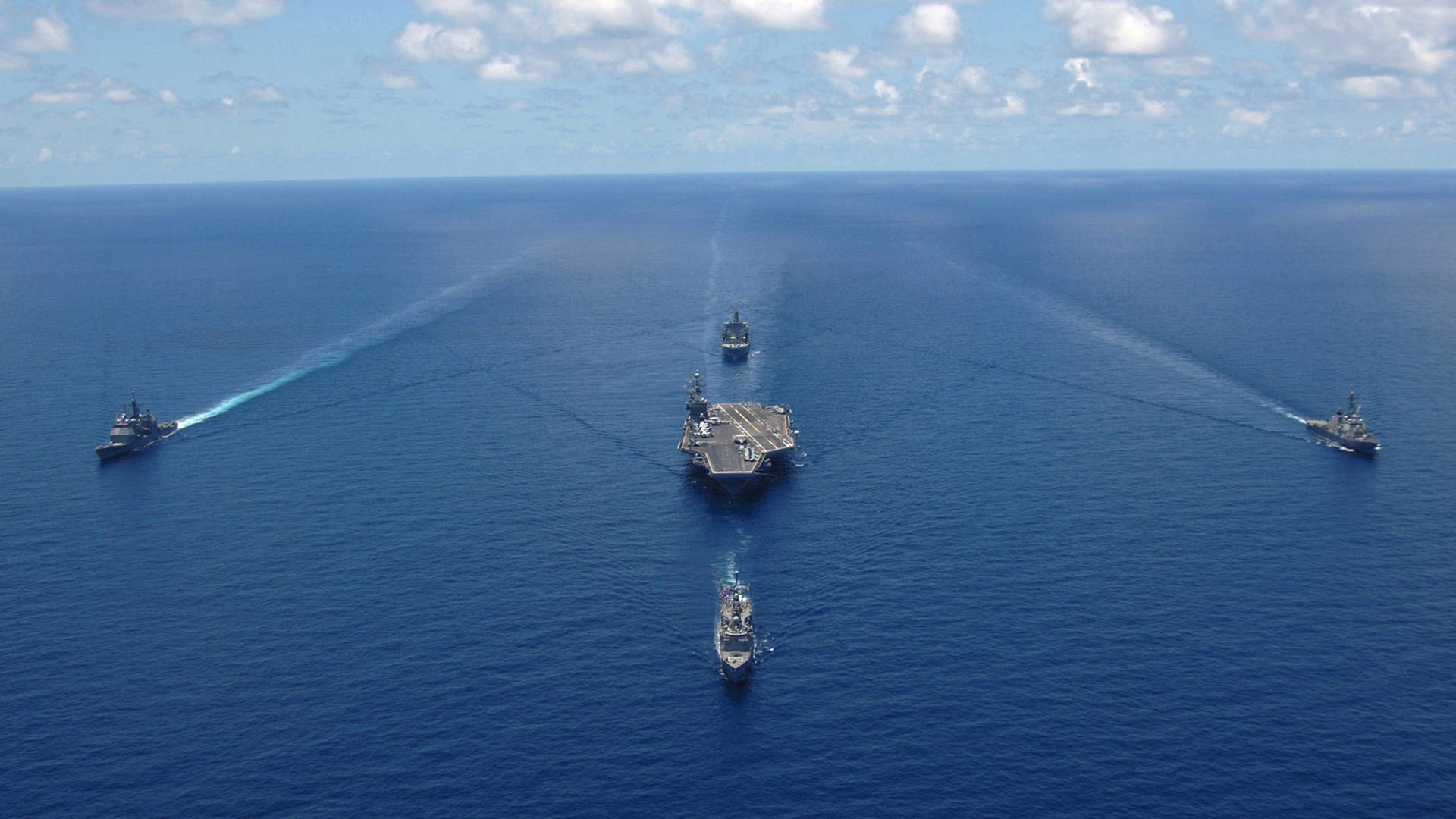 黑白直播-冷雨夜,他们的孤光划破足坛暗流